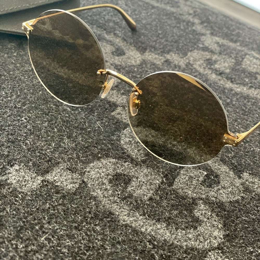 Dolce & Gabbana gold round sunglasses!!! Gorgeous!